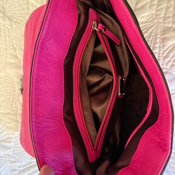 Milly Pink Leather Turnlock Shoulder Bag - Picture 5 of 16